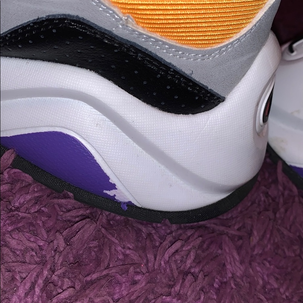 Champion shoes - Picture 3 of 3